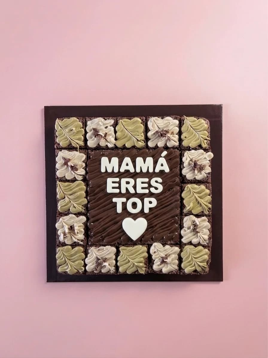 MAMÁ ERES TOP